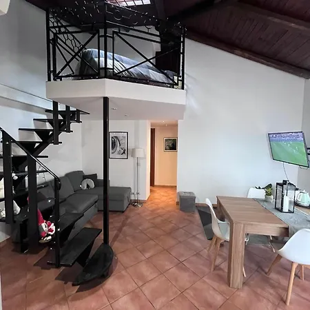 Ferienwohnung A Casa Di Leo Santa Maria delle Mole Exterior foto